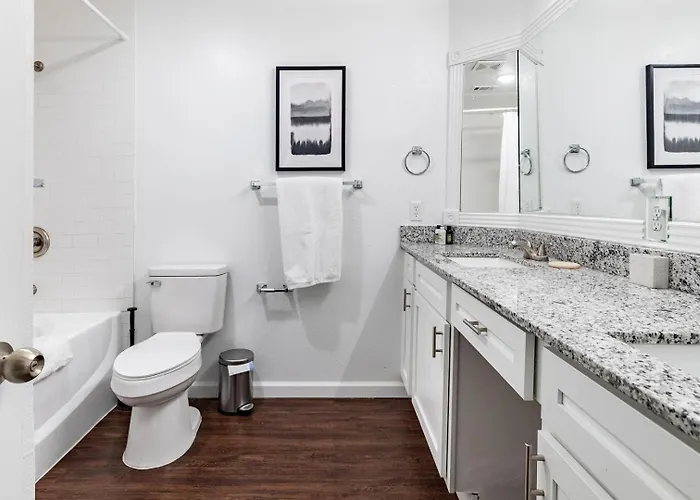 Apartment Landing - The Henderson Fort Worth